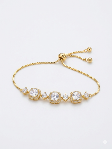 Minimalist Pearl Bracelet